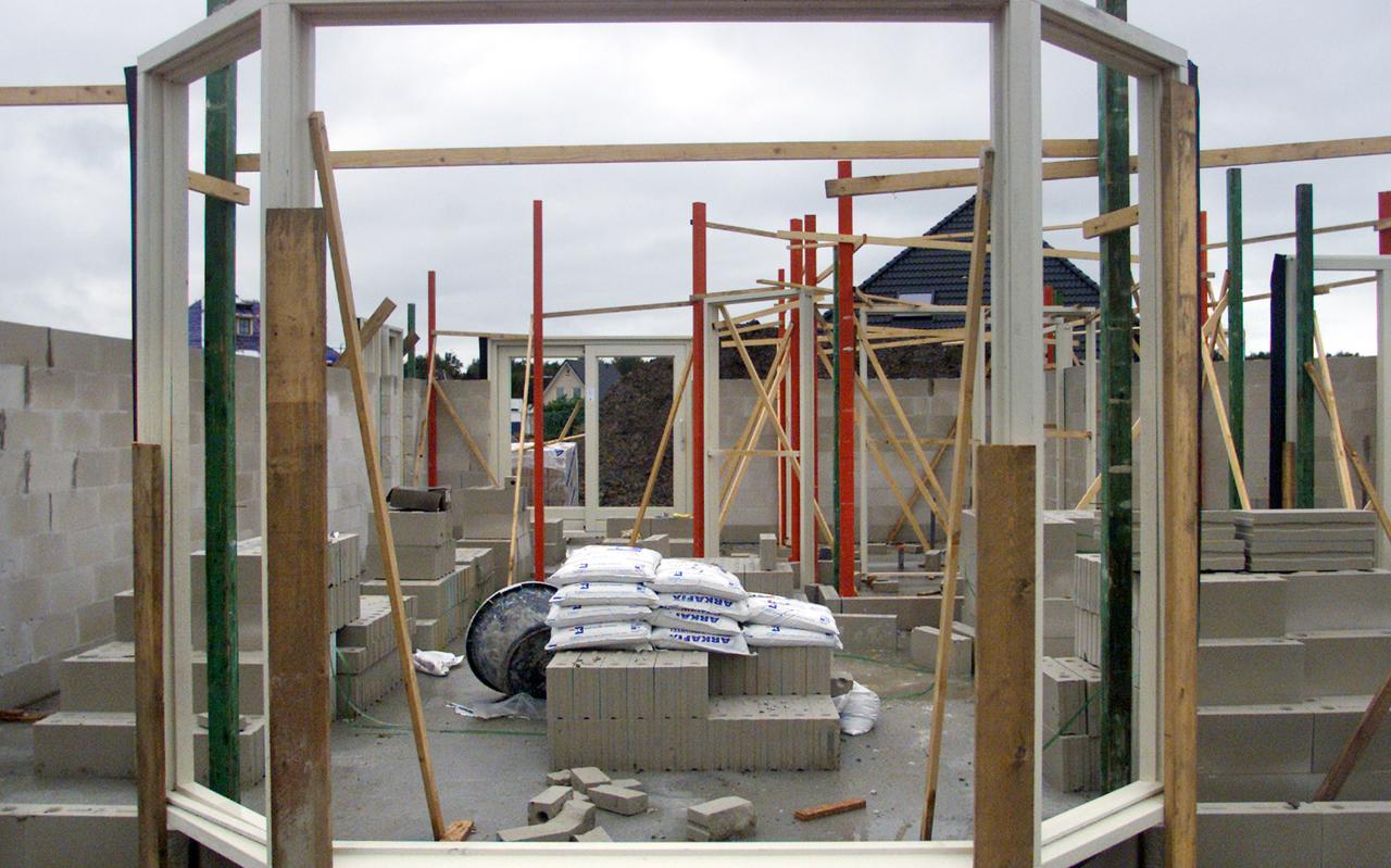 Een woning in aanbouw. Een woning in aanbouw.
