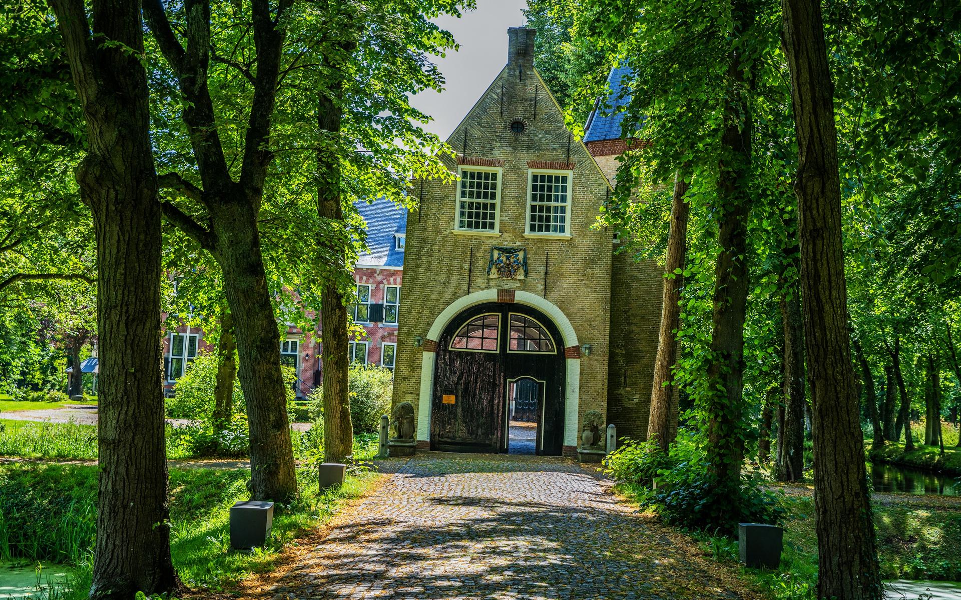 Stichting Stinze-Stiens koopt Landgoed Epemastate in Ysbrechtum - Leeuwarder Courant