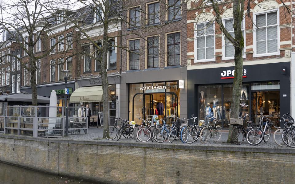 Het in november geopende filiaal aan de Leeuwarder Nieuwestad behoort tot de modernste uit de keten van Scotch & Soda.