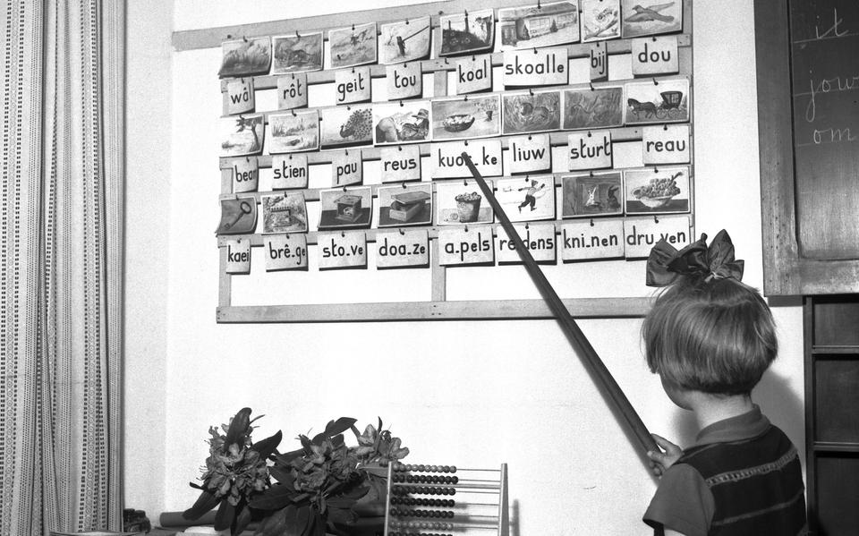 Woordjes in het Fries op de school in Rottevalle in 1956. 
