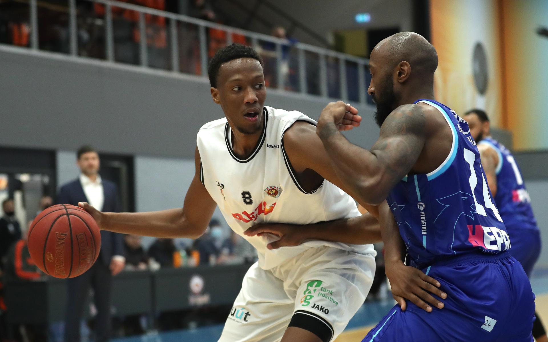 Aris begint seizoen in nieuwe BNXT League met derby tegen Donar - Leeuwarder Courant