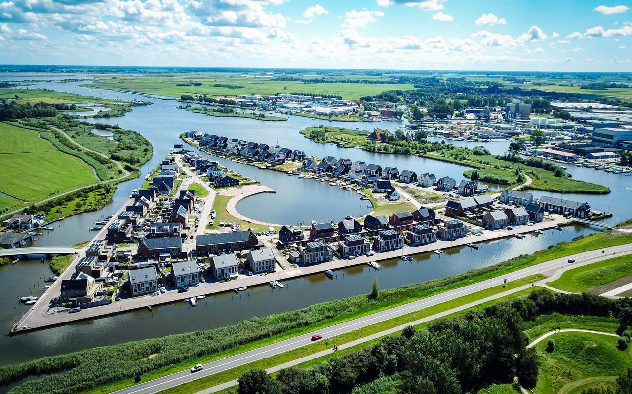 De nieuwe wijk Houkepoort in Sneek vanuit de lucht. Foto: Jan Ligthart/LC De nieuwe wijk Houkepoort in Sneek vanuit de lucht. Foto: Jan Ligthart/LC