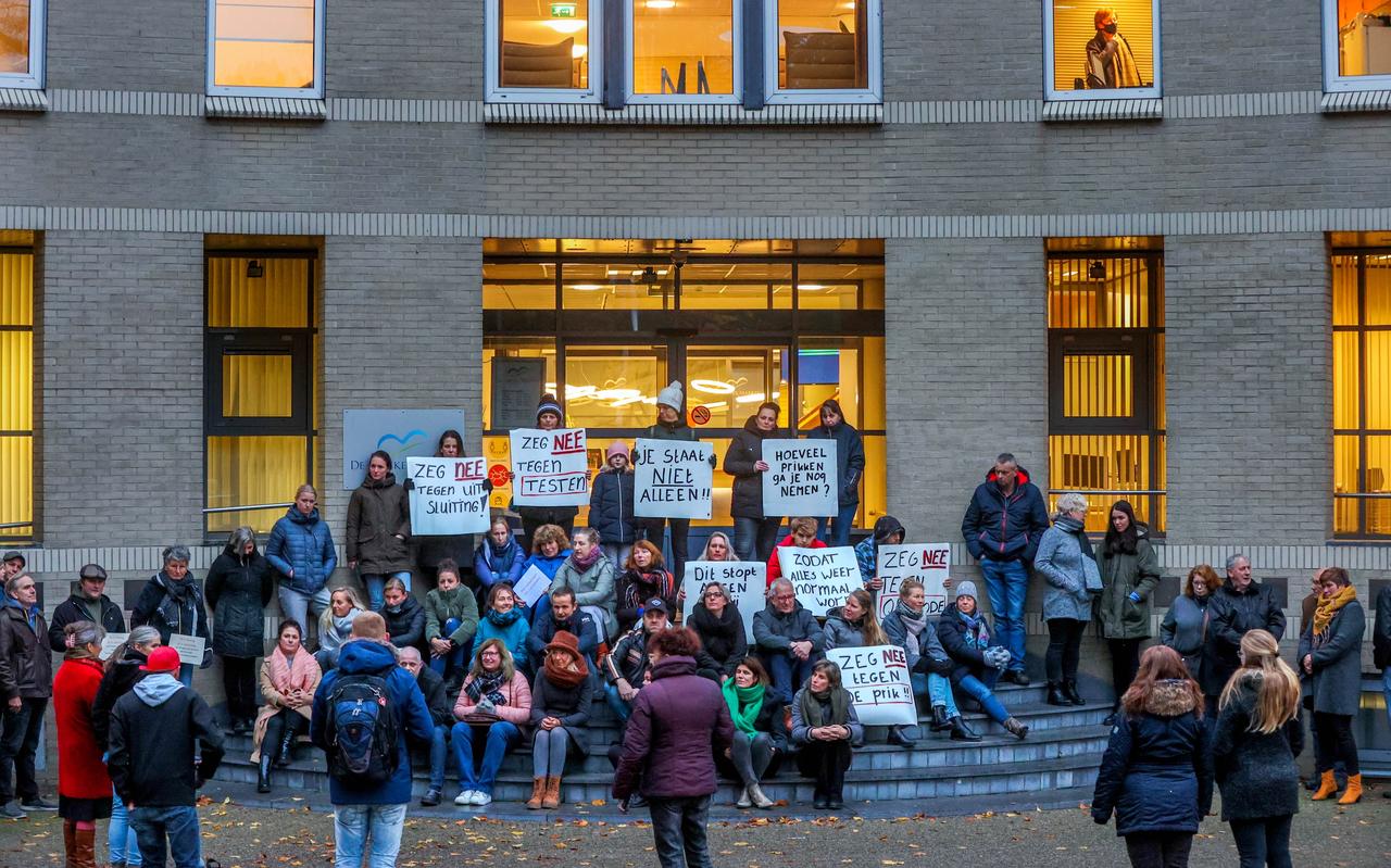 Protest tegen coronamaatregelen in Joure. Protest tegen coronamaatregelen in Joure.