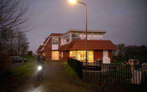 Dorpshuis Pier's Stee in Kimswerd is één van de dorpshuizen in de gemeente die kampt met stijgende energielasten. 	1