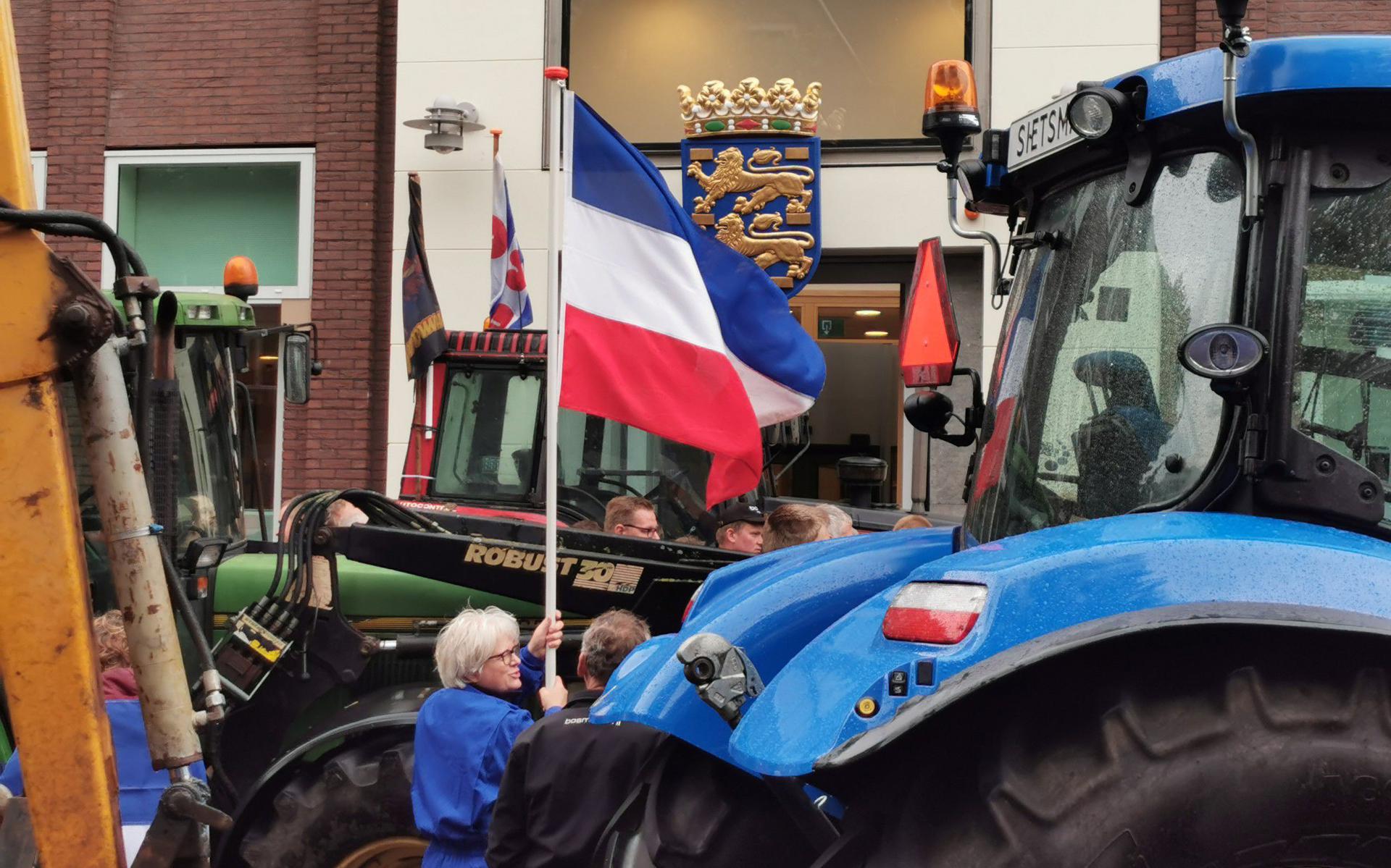 Het boerenprotest voor het Provinsjehûs in Leeuwarden, oktober 2019. FOTO ANP