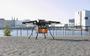 Kan een drone een maaltijd over het IJ in Amsterdam vliegen? Antea Group, de Dutch Drone Delta, Amsterdam Drone Lab en Thuisbezorgd onderzoeken het.