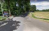 De hoek Elsweg en Mauritsweg in het buitengebied van Noordwolde, waar plannen voor een recreatiepark worden ontwikkeld. 