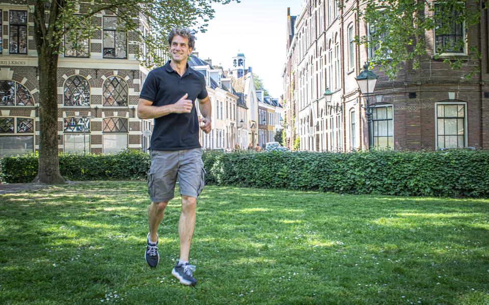 Dankzij hardlopen heeft Lennart Klaassen zijn balans gevonden en innerlijke blijheid, hij hoopt een inspiratiebron voor andere verslaafden te zijn.