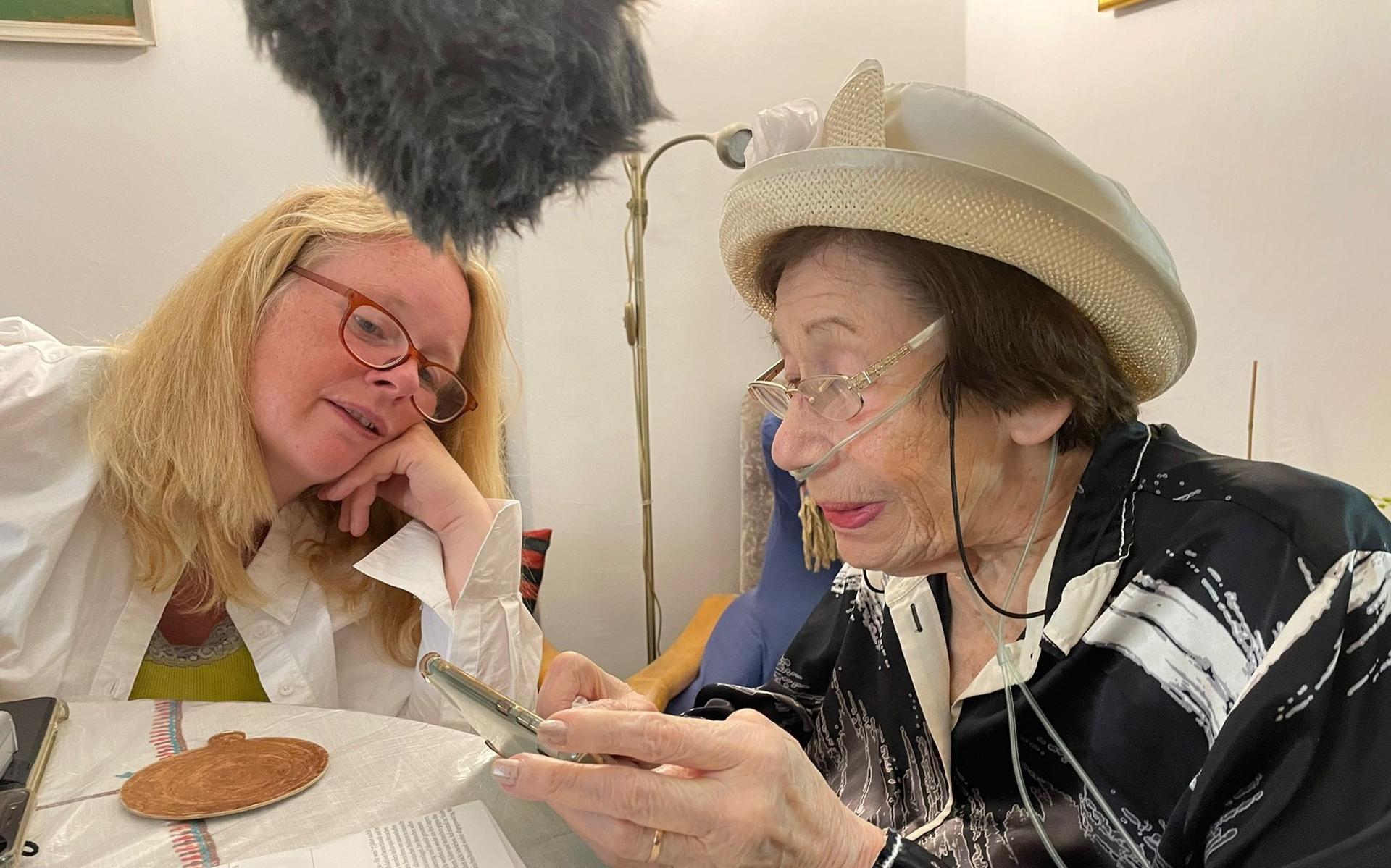 Janny van der Molen uit De Knipe werkte mee aan podcast over Ilse Wagner, het verdwenen vriendinnetj