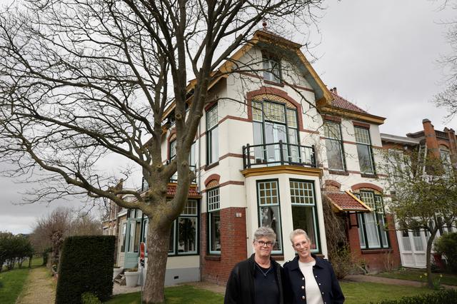 Rudolf (66) en Damaris (44) verkopen het ‘Pippi Langkous-huis‘ in Harlingen: ‘We hebben een bijzonde