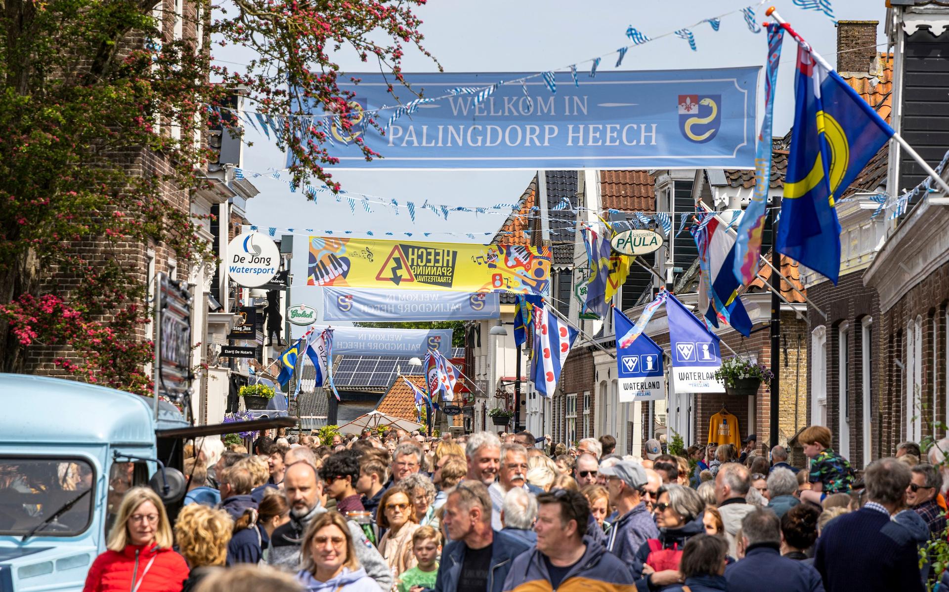 Dorpen weten Ondernemersfonds beter te vinden. Ysbrechtum kan er een nieuwe AED van aanschaffen