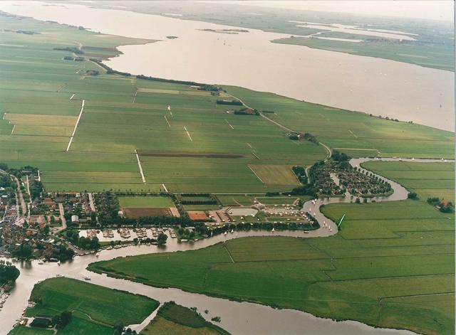 Bij jachthaven en aquacamping De Rakken in Woudsend is het al 50 jaar genieten. ‘We moesten iets doe