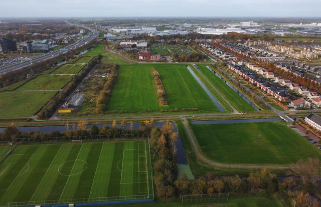 Op deze drie plekken langs de A32 wil Heerenveen de komende jaren 800 woningen bouwen