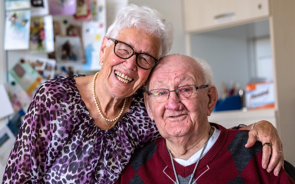 Echtpaar Boonstra 70 jaar getrouwd.