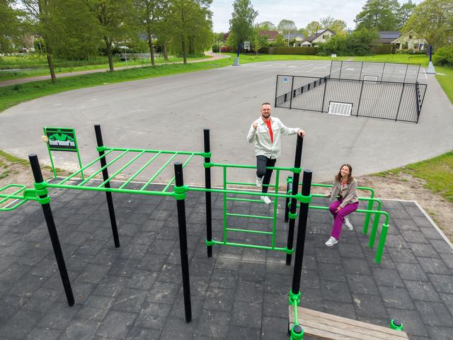 Ooit verwaarloosd Zwettepark in Sneek door burgerinitiatief - en gemeente - nieuw leven ingeblazen. 