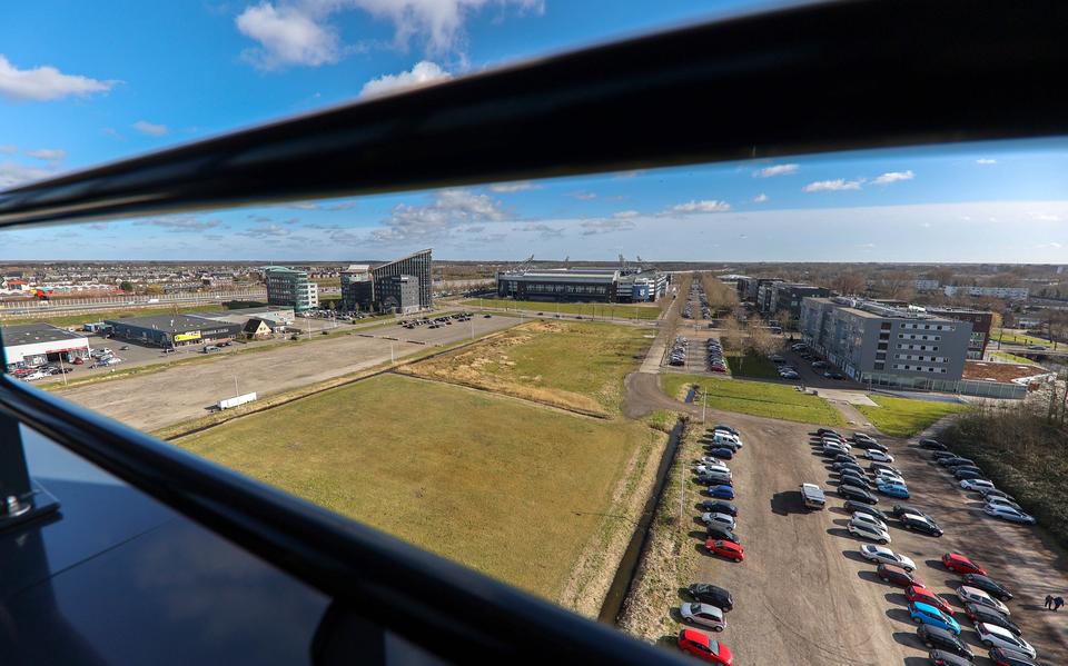 Zicht op de woningbouwlocatie Noordplot in Heerenveen, bij het Abe Lenstra-stadion. 