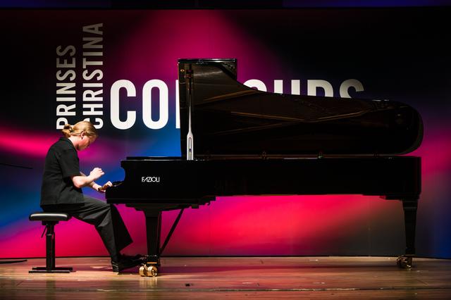Pianist Teun van Doorn (18) uit IJlst in de prijzen op Prinses Christina Concours
