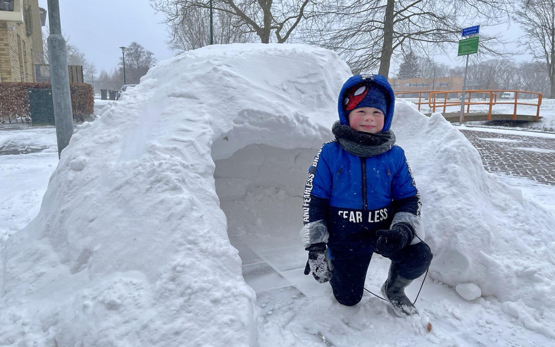 Ligt er bij jou sneeuw? Stuur hier je mooiste foto in en bekijk de foto's van anderen - Leeuwarder C