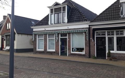 De voormalige groentewinkel Van Zinderen uit Aldeboarn.
