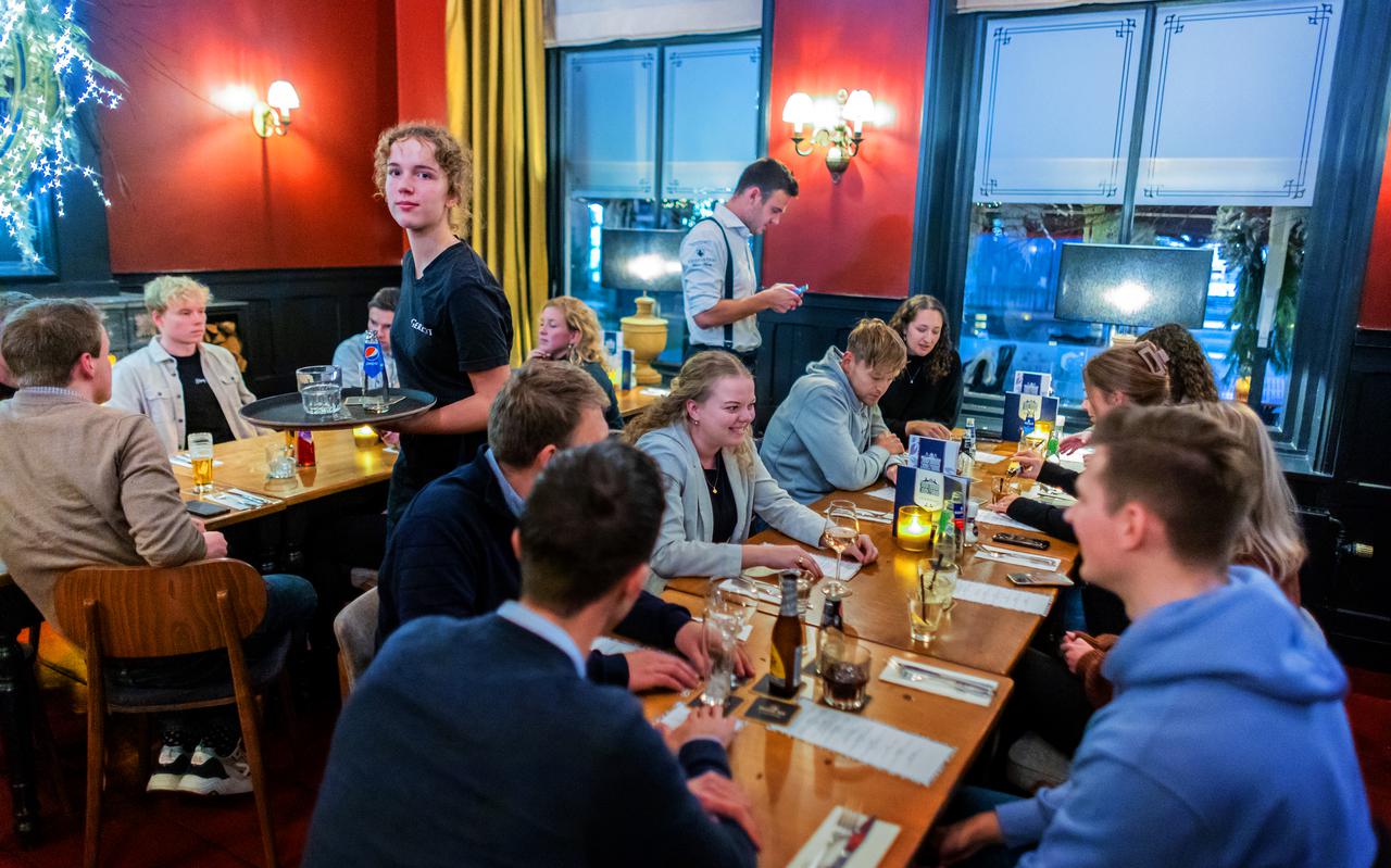 Een evaluatiediner van Young HZPC bij restaurant 't Gerecht in Heerenveen.