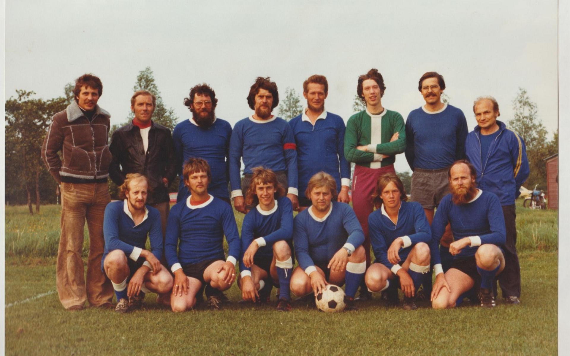 Een elftal van VV Rottevalle in 1978.