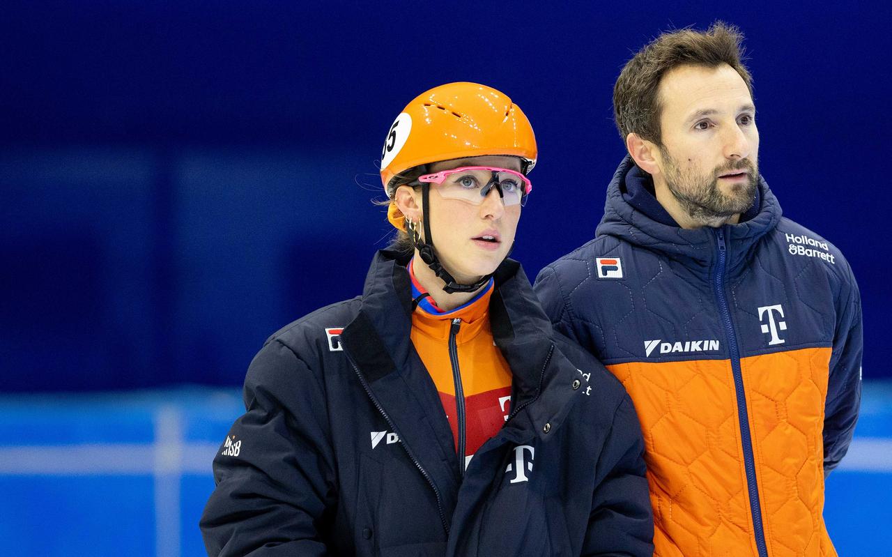 Suzanne Schulting en bondscoach Niels Kerstholt tijdens de training in Seoul. Suzanne Schulting en bondscoach Niels Kerstholt tijdens de training in Seoul.