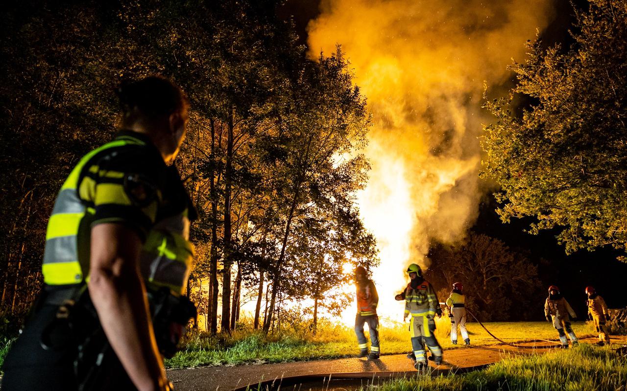Een boerenprotestbrand in de omgeving van Ureterp afgelopen zomer. 