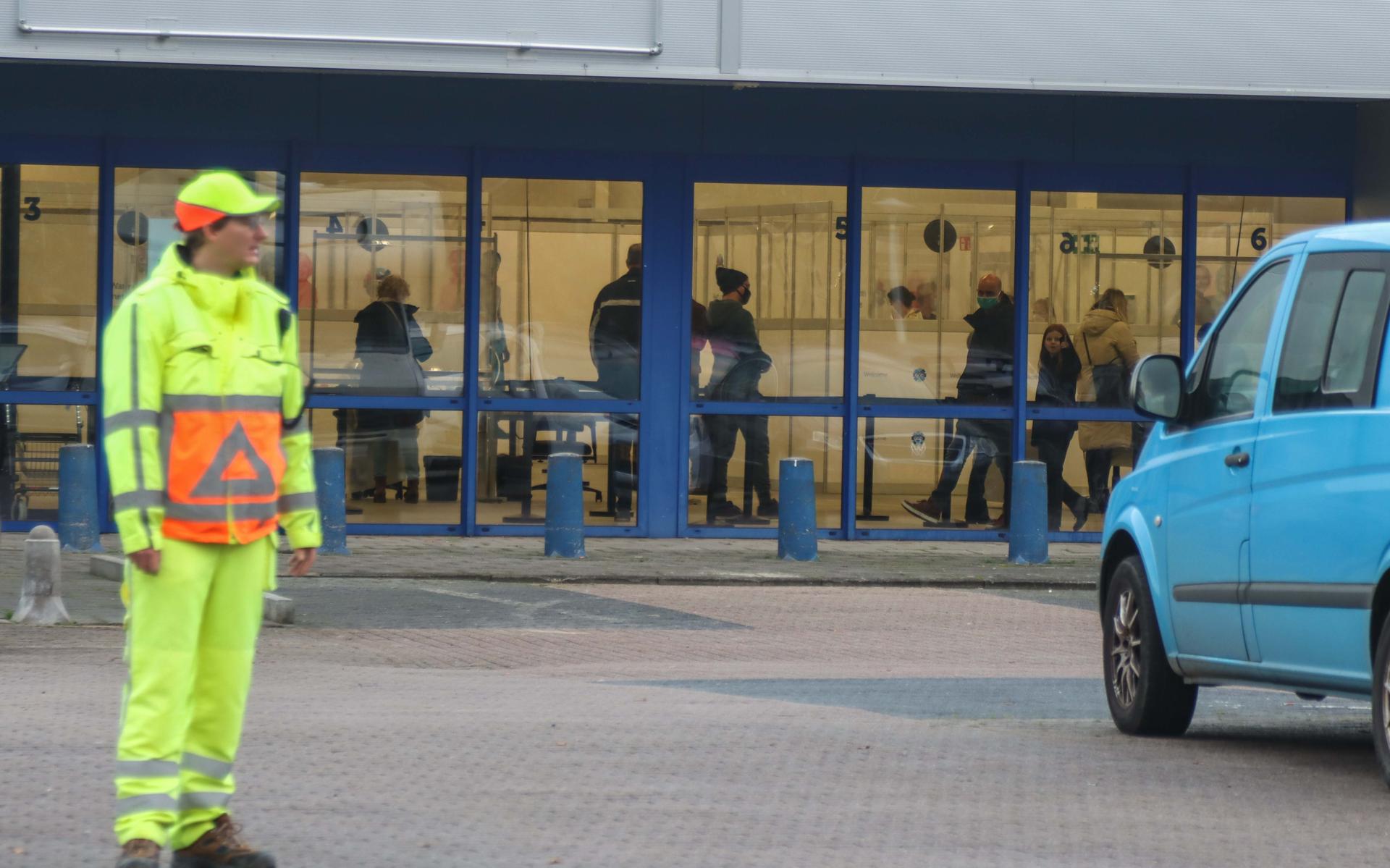 De omikron-variant is mogelijk opgedoken in Friesland - Leeuwarder Courant