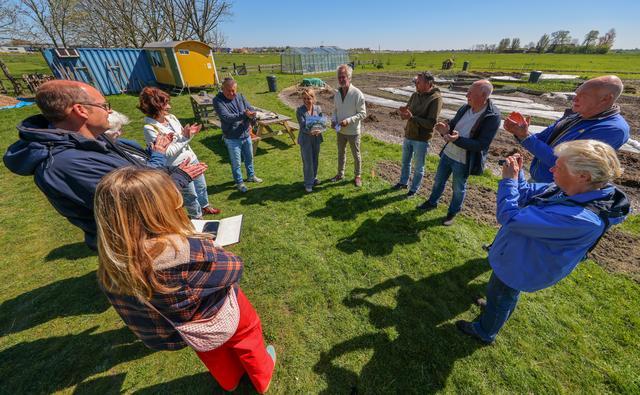 Contouren van Landschapspark Folsgeare-Sneek als verrijking van de ruimte, met Abma’s Pleats, Strûpe