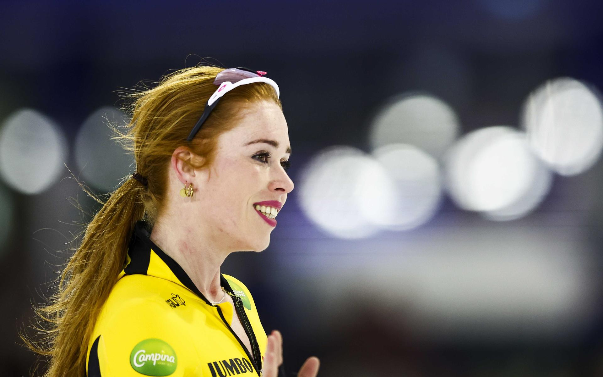Antoinette Rijpma-de Jong ligt na de eerste dag van het NK allround op koers voor de titel.