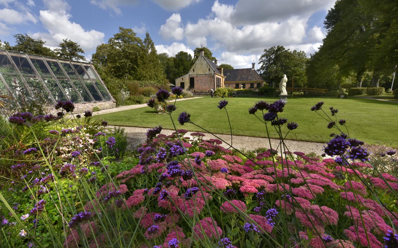 De siertuin van Dekema State. De siertuin van Dekema State.