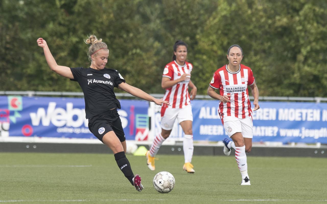 De voetbalcompetities werden medio maart vorig jaar beëindigd door de coronamaatregelen. De voetbalcompetities werden medio maart vorig jaar beëindigd door de coronamaatregelen.