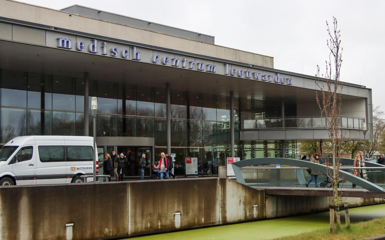 De ingang van het Medisch Centrum Leeuwarden (MCL). De ingang van het Medisch Centrum Leeuwarden (MCL).