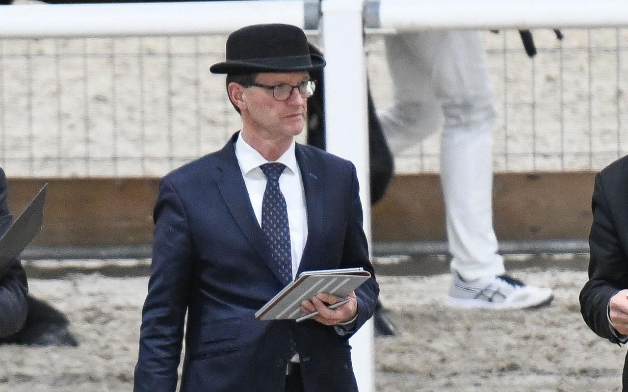 Harrie Draaijer stopt als inspecteur bij KFPS. Harrie Draaijer stopt als inspecteur bij KFPS.