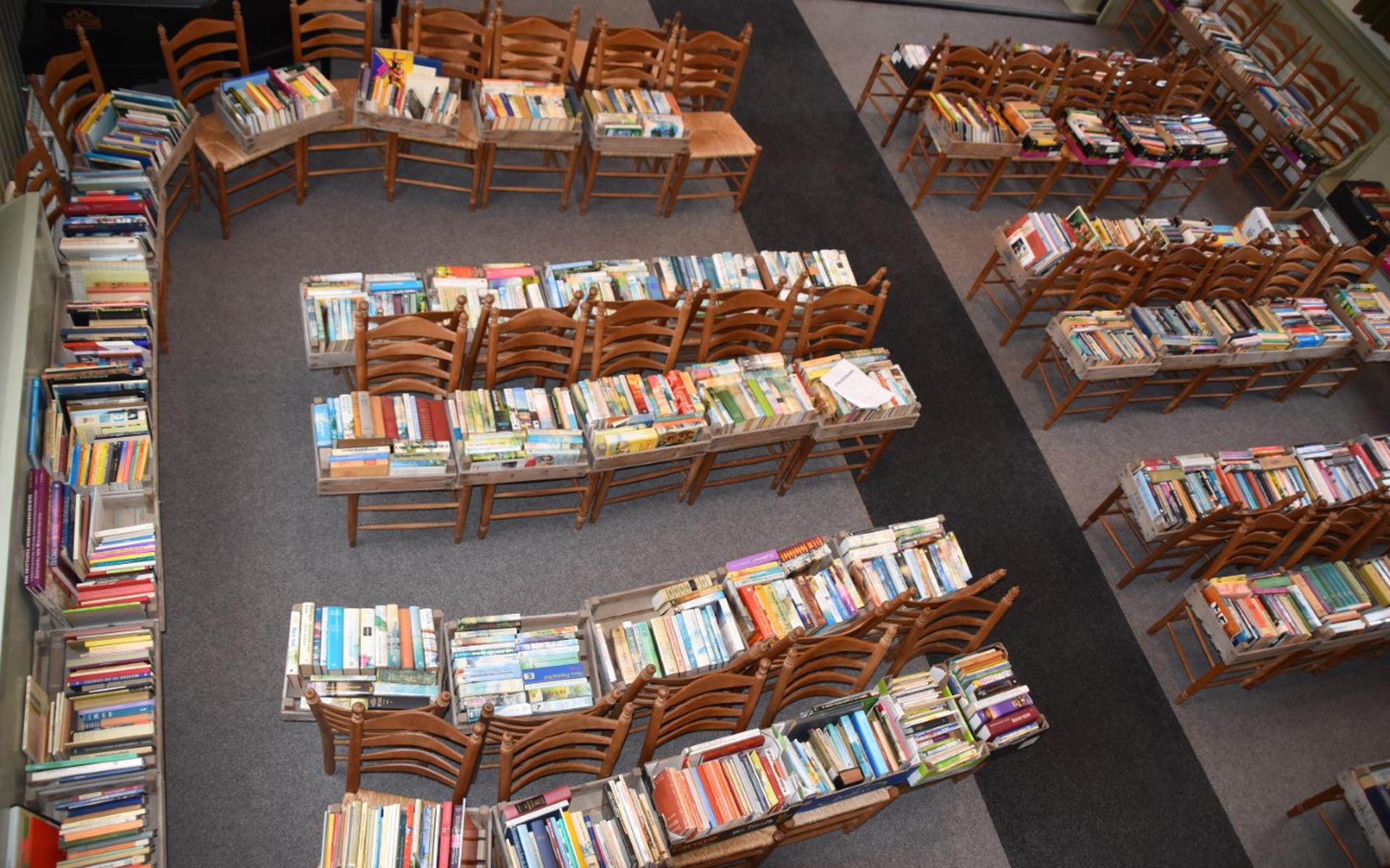 Op de markt zijn onder meer duizenden boeken te koop. 