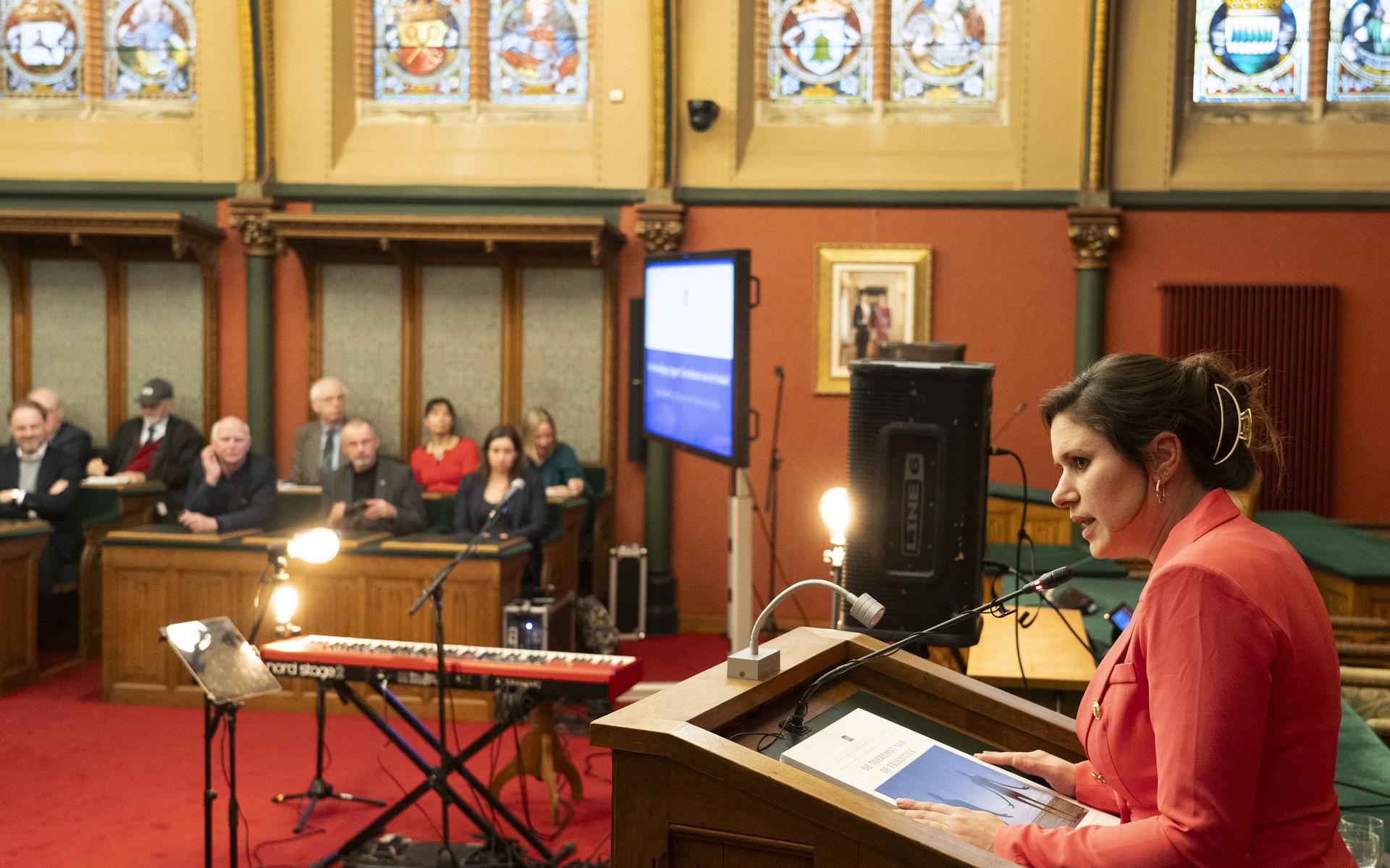 Zomaar geld uitgeven doet gedeputeerde Eke Folkerts niet. 'In hast lege kas efterlitte, fyn ik net kinnen'