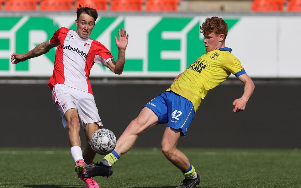 Bjarn Zorgdrager komt van Terschelling en speelt al sinds zijn elfde bij SC Cambuur. Woensdag wacht de grootste wedstrijd in zijn nog prille voetbalcarrière.