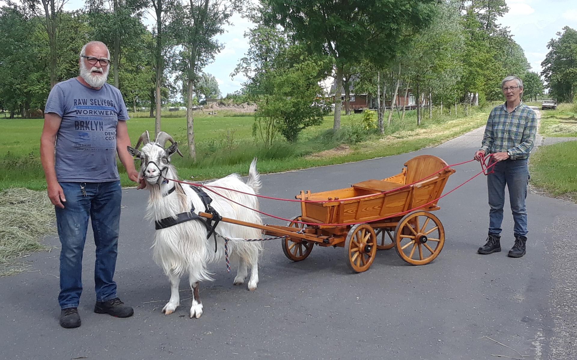 Johannes en Coba Wybenga stoppen met de bokkenwagen - Leeuwarder Courant