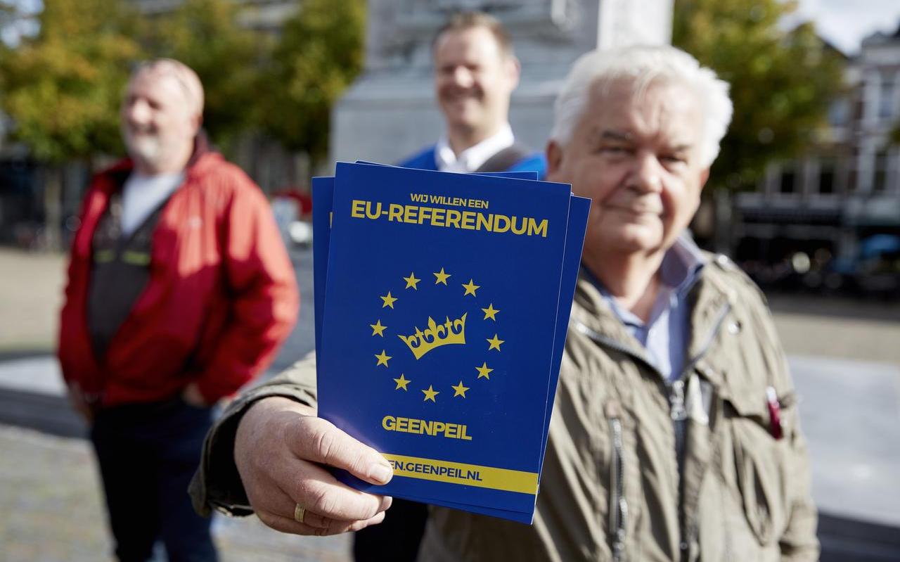‘Referendum over het associatieverdrag tussen EU en Oekraine.’ ‘Referendum over het associatieverdrag tussen EU en Oekraine.’