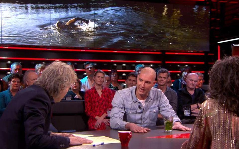 ‘Kon ik maar bij Matthijs van Nieuwkerk aan tafel vertellen over de Onbeperkte Elfstedentocht.’