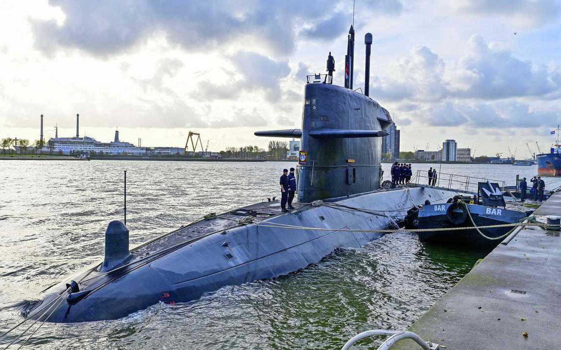 De Zr.Ms. Zeeleeuw, onderzeeboot van de Walrusklasse, is gebouwd in Rotterdam en 36 jaar geleden te water gelaten.