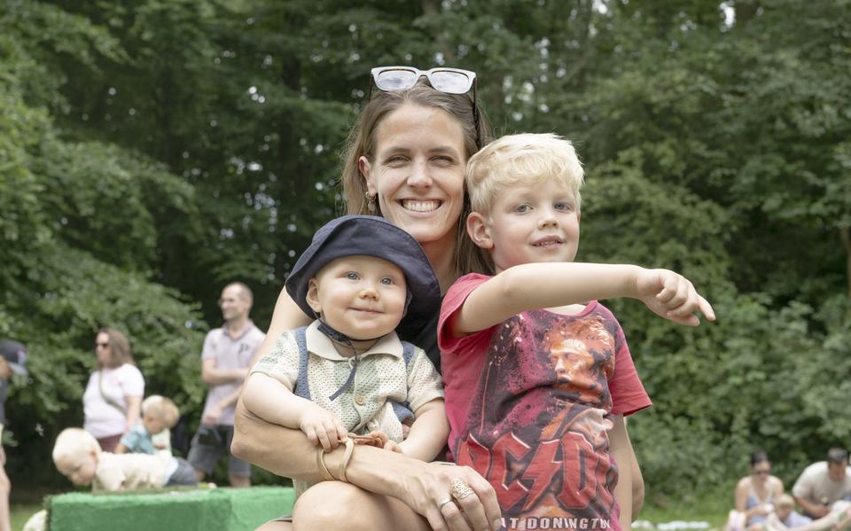 Sophie van der Mei met Réon (links) en Stern. 