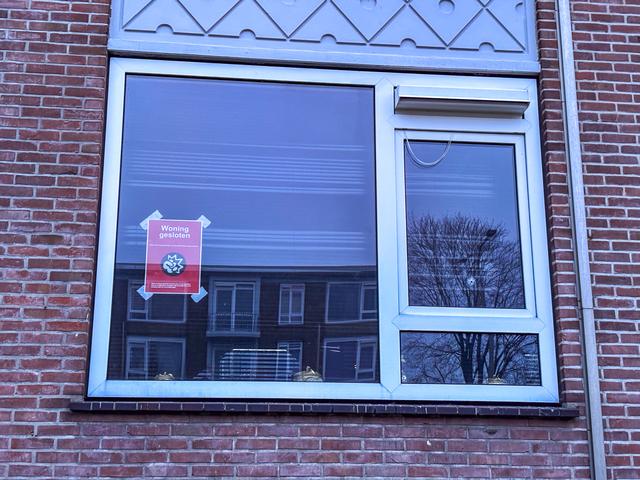 LIVE | Burgemeester Buma sluit drie woningen in Leeuwarden & wielrenner gewond bij botsing bij Wirdu