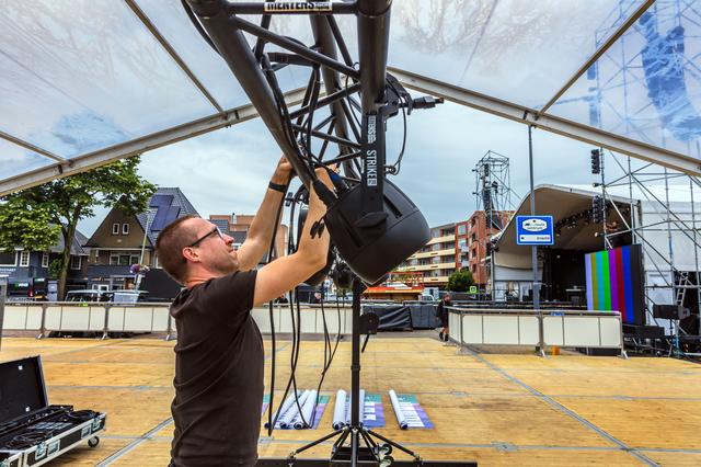 Extra avond of niet, nóóit zal ‘Night of the Koemarkt’ in Heerenveen tornen aan zijn gratis toegang