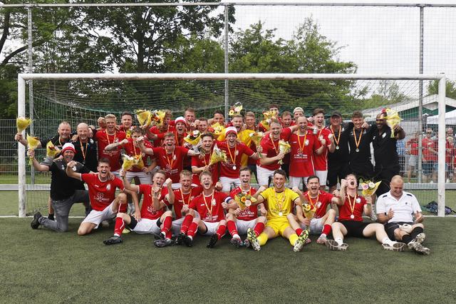 Workum tegen alle verwachtingen in kampioen van de tweede klasse: ‘Alsof je het onmogelijke presteer