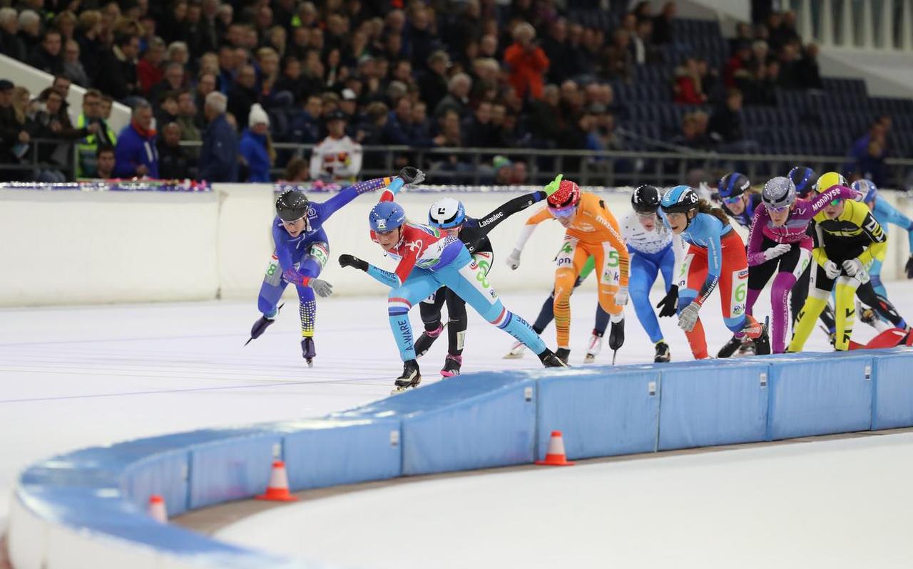 Woensdag valt een beslissing over het marathonschaatsseizoen. Woensdag valt een beslissing over het marathonschaatsseizoen.