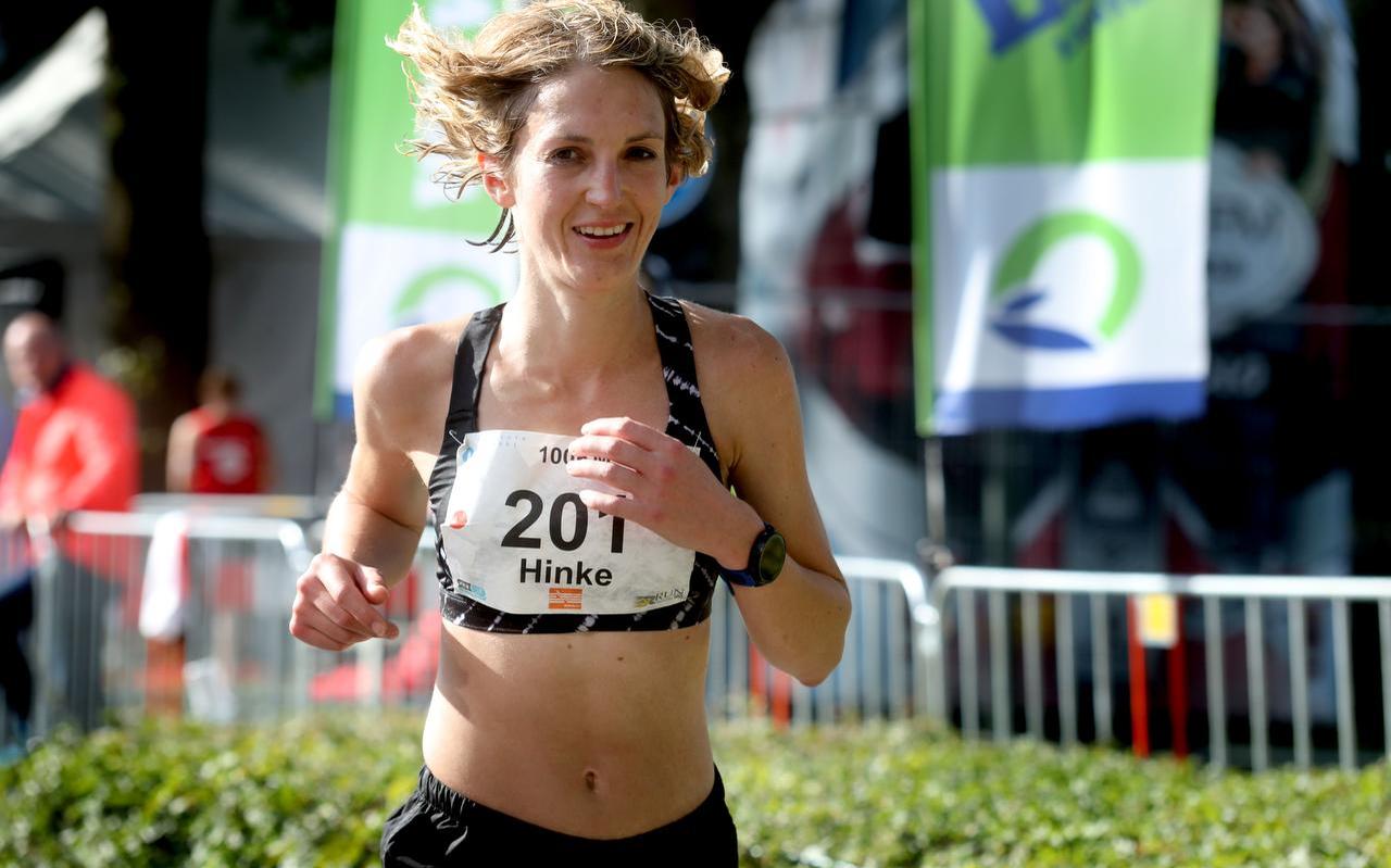 Run van Winschoten, eertse bij de dames Hinke Schokker 66 km Run van Winschoten, eertse bij de dames Hinke Schokker 66 km