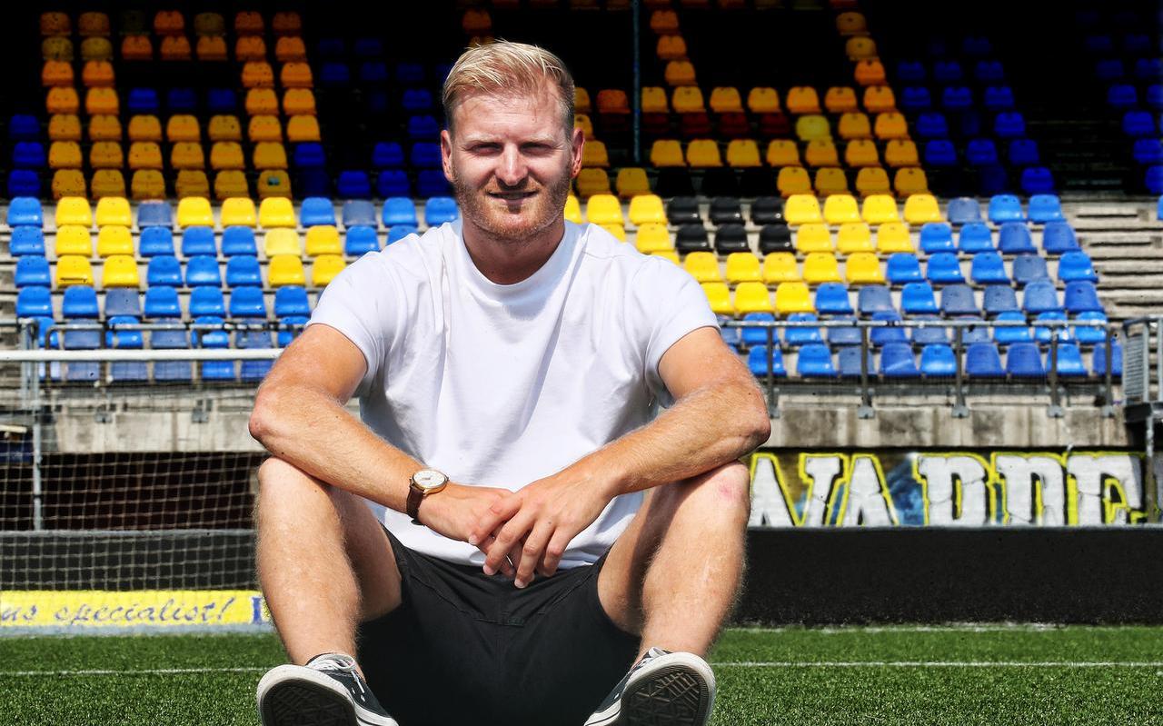 Mart Dijkstra wachtte bij Cambuur op een club waar hij zijn loopbaan kon voortzetten. Mart Dijkstra wachtte bij Cambuur op een club waar hij zijn loopbaan kon voortzetten.