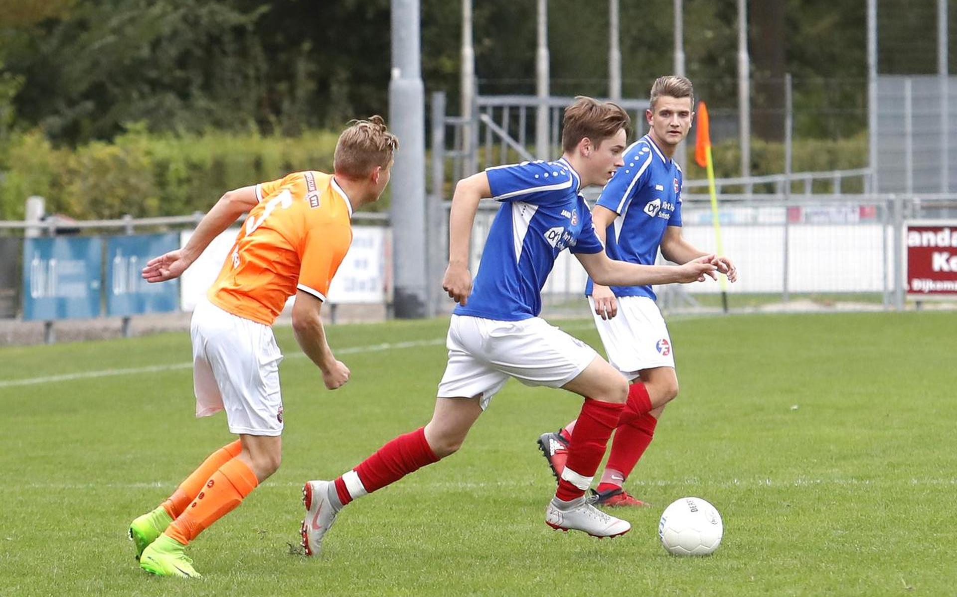 Rentree 't Fean '58 in tweede klasse verpest - Leeuwarder Courant