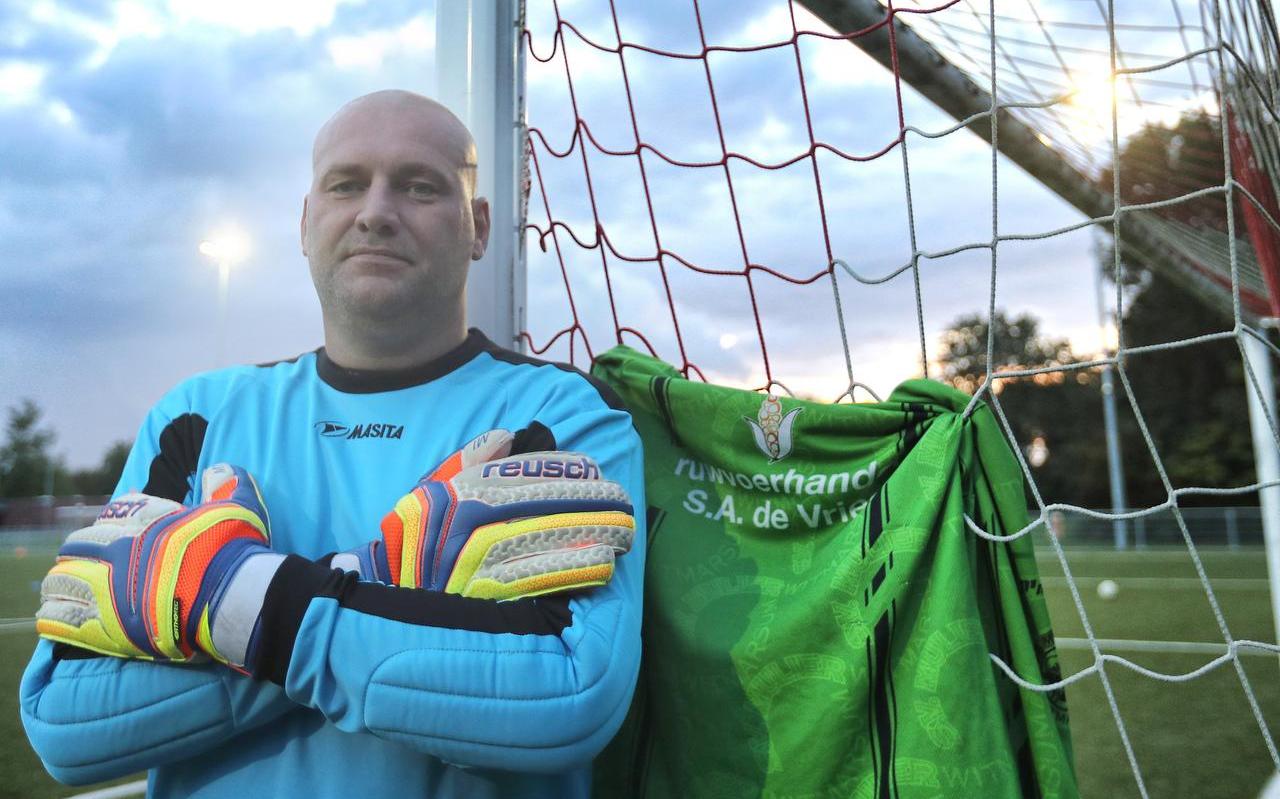 1,92 lang, 115 kilo zwaar: keeper Melis Bergsma is de schrik van elke frêle spits - Leeuwarder Coura
